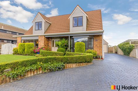 Photo of property in 56 Carnoustie Drive, Wattle Downs, Auckland, 2103