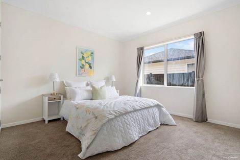 Photo of property in 16 Paso Fino Crescent, Karaka, Papakura, 2113