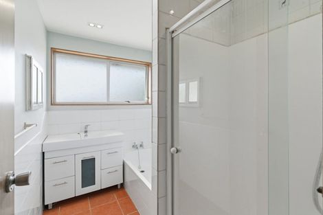 Photo of property in 1/87 Denise Crescent, Hornby, Christchurch, 8042