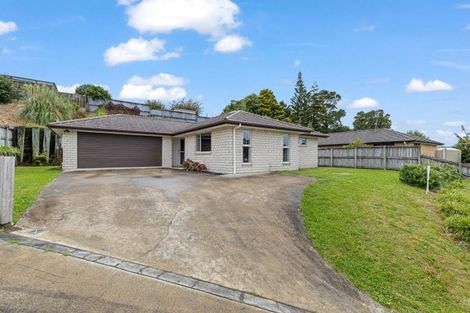 Photo of property in 15 Manuka Road, Huntly, 3700