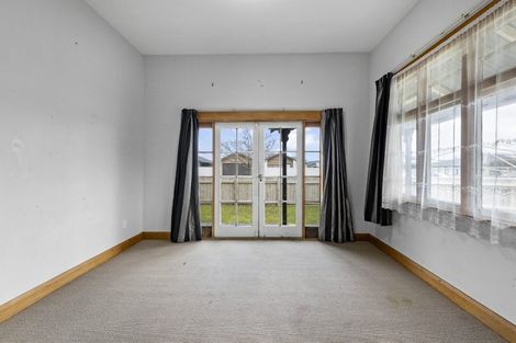 Photo of property in 19 Ward Street, Palmerston North, 4414