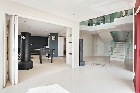 Photo of property in 61 Compass Way, Half Moon Bay, Auckland, 2012