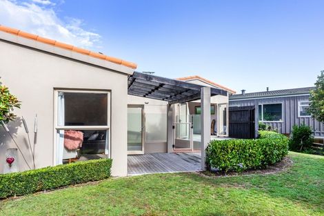Photo of property in 8 Wall Street, Waipahihi, Taupo, 3330