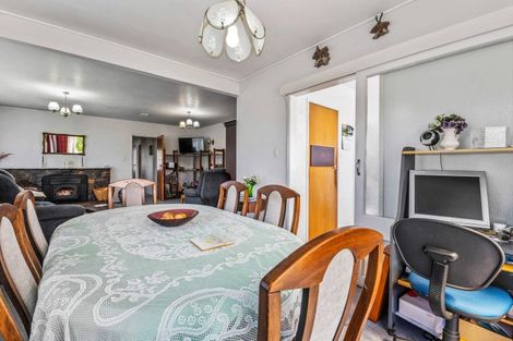 Photo of property in 2 Tawavale Street, Pukehangi, Rotorua, 3015