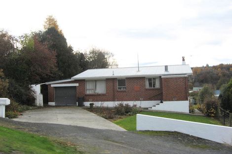 Photo of property in 7 Iona Street, Lawrence, 9532