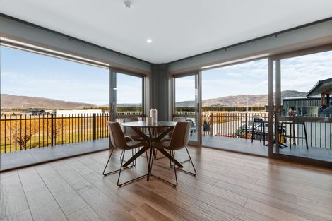 Photo of property in 22 Monaco Drive, Cromwell, 9384