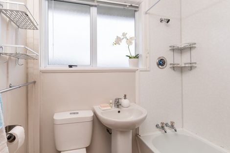 Photo of property in 15 Mckillop Street, Ranui, Porirua, 5024