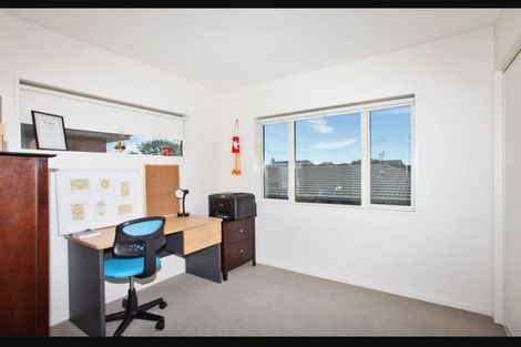Photo of property in 113c Clarence Street, Riccarton, Christchurch, 8011