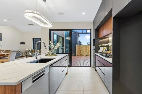 Photo of property in 65 Maungakaraka Road, Karaka, 2580