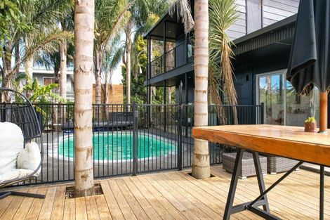 Photo of property in 41 Kemp Road, Kerikeri, 0230