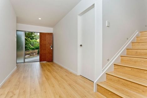 Photo of property in 62e Verran Road, Birkdale, Auckland, 0626