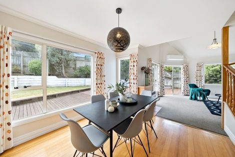 Photo of property in 24 Saunders Close, Whitby, Porirua, 5024