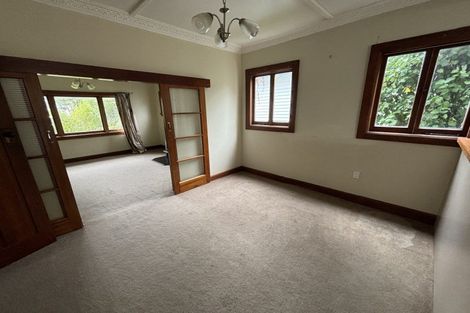 Photo of property in 11 Karaka Street, Hokowhitu, Palmerston North, 4410