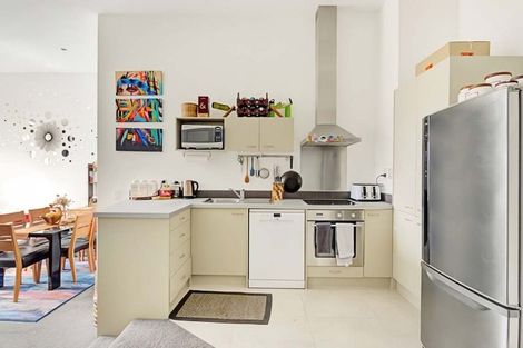 Photo of property in Stadium Garden Flats, 209/107 Thorndon Quay, Pipitea, Wellington, 6011