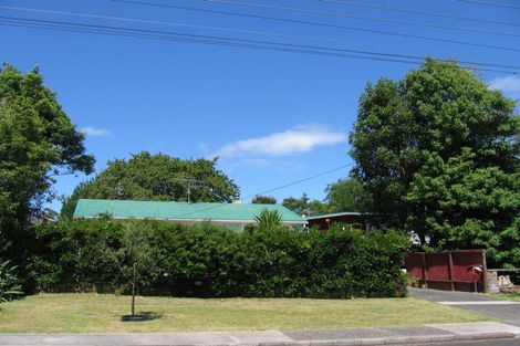 Photo of property in 2/51 Eskdale Road, Birkdale, Auckland, 0626