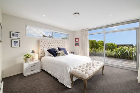 Photo of property in 2 Aglaia Place, Cracroft, Christchurch, 8022