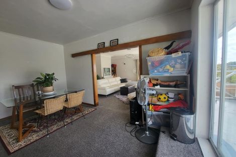 Photo of property in 35a Glenfern Road, Mellons Bay, Auckland, 2014