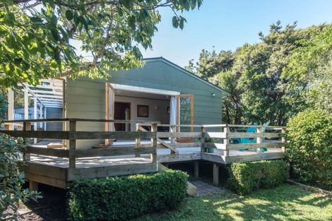 Photo of property in 136 Ruapehu Street, Paraparaumu, 5032