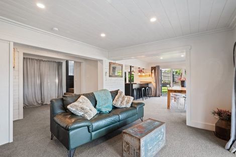 Photo of property in 2a Ripon Street, Lyttelton, 8082