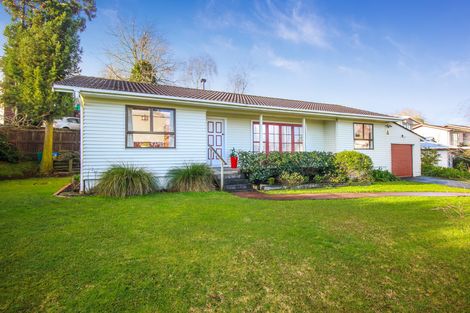 Photo of property in 12 St Catherine Crescent, West Harbour, Auckland, 0618
