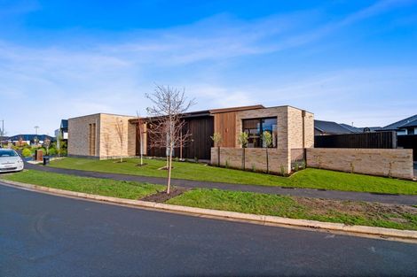 Photo of property in 90 Stationmasters Way, Prebbleton, 7604