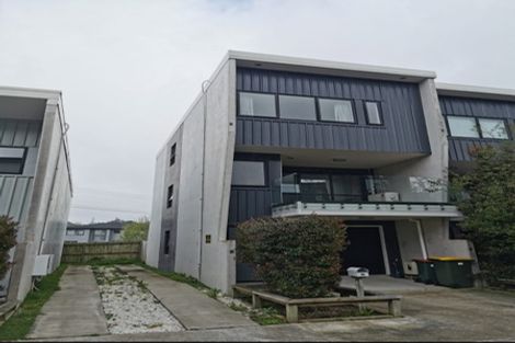Photo of property in 19/5 Perekia Street, Albany, Auckland, 0632