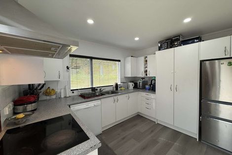 Photo of property in 9 Iona Place, Papakowhai, Porirua, 5024