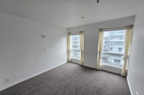 Photo of property in Terrace Heights Apartments, 9b/163 The Terrace, Wellington Central, Wellington, 6011