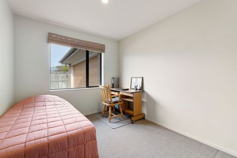 Photo of property in 18 Sandalwood Place, Waimairi Beach, Christchurch, 8083