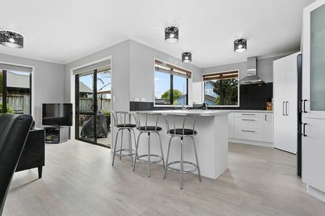 Photo of property in 33 Chaucer Street, Leamington, Cambridge, 3432