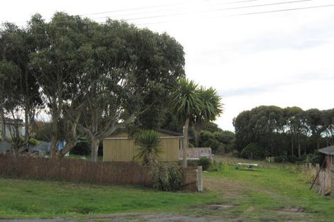 Photo of property in 32 Magdala Street, Kakanui, Oamaru, 9495