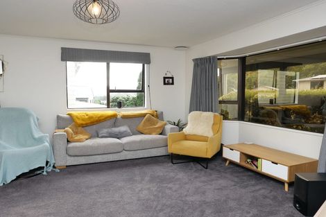 Photo of property in 41 Omapere Street, Whitby, Porirua, 5024
