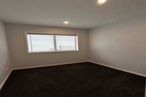 Photo of property in 4 Craigs Way, Hobsonville, Auckland, 0616