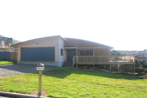 Photo of property in 84 Tarapatiki Drive, Whitianga, 3510