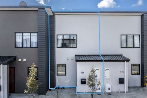 Photo of property in 19/9 Surrey Street, Tawa, Wellington, 5028