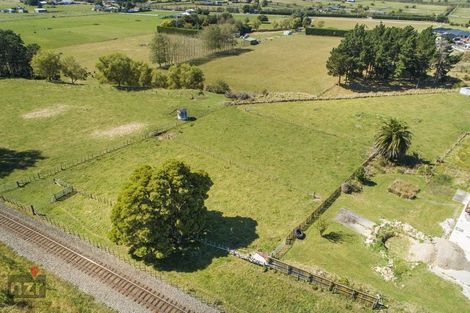 Photo of property in 48 James Line, Kelvin Grove, Palmerston North, 4414