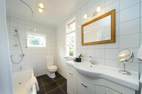 Photo of property in 29 Wanganui Road, Marton, 4710