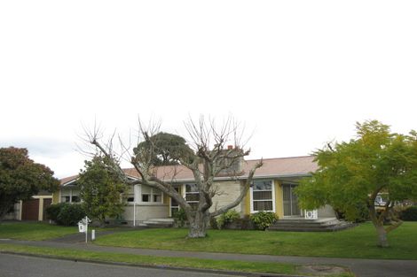 Photo of property in 28 Merton Crescent, Pirimai, Napier, 4112
