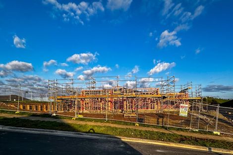 Photo of property in 69 Leathem Crescent, Pokeno, 2402