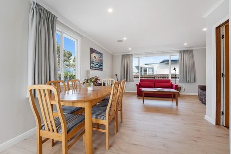 Photo of property in 10 Saxton Road, Upper Vogeltown, New Plymouth, 4310