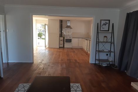 Photo of property in 9 King Street, Carterton, 5713