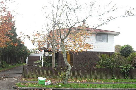 Photo of property in 12 Mandarin Place, Half Moon Bay, Auckland, 2012