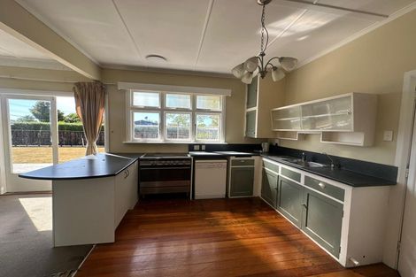 Photo of property in 12 South Belt, Solway, Masterton, 5810