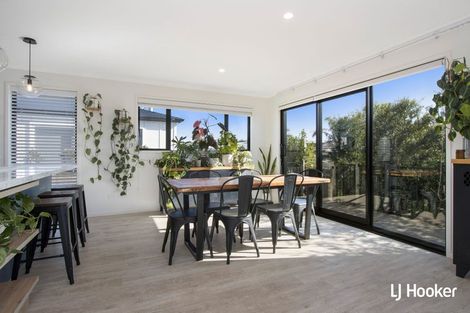 Photo of property in 16 Moet Crescent, Waihi Beach, 3611