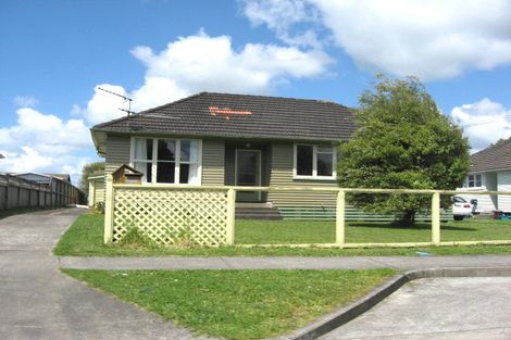 Photo of property in 30 Arimu Road, Papakura, 2110