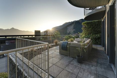 Photo of property in 1/43 Belfast Terrace, Queenstown, 9300