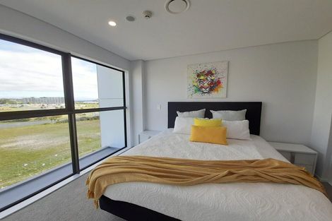 Photo of property in 401/3 Kaipiho Lane, Albany, Auckland, 0632