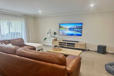 Photo of property in 4 Miers Glade, Rototuna North, Hamilton, 3210