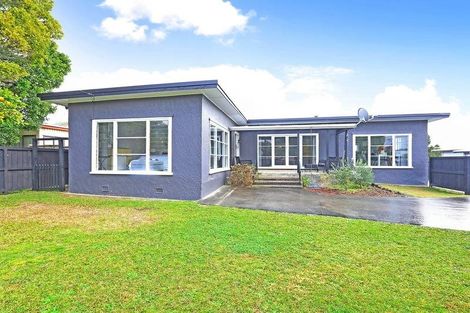 Photo of property in 91 Konini Road, Titirangi, Auckland, 0604
