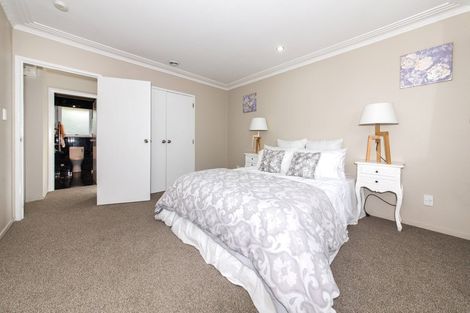 Photo of property in 1/1 Pine Street, New Lynn, Auckland, 0600